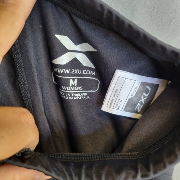 2XU Women's Compression Active Bottoms Size M - Picture 4 of 8